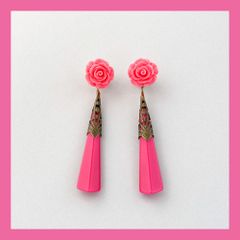 ピンク薔薇×クリスタル型ピアスorイヤリング(cr-49)／フラメンコ・ダンス・舞台衣装小物