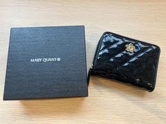 MARY QUANT（マリークワント）　エナメル　ブラック　財布　美品　箱付き