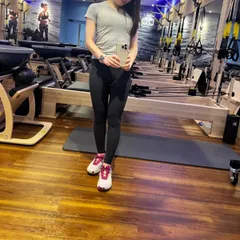 新品未使用　aloyoga  7/8HW Airliftとヘアゴムのセット 2025年最新】ALO yoga airliftの人気アイテム - メルカリ