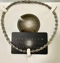 26534702_4