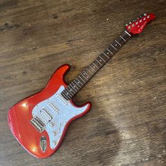 Selva Electric Guitar エレキギター セルバ - z654