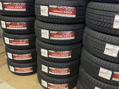 【送料無料】 ブリヂストン VRX3 225/50R18 95Q  2022年製 新品1台分 C-HR カローラクロス エスティマ オデッセイ ヴェゼル スカイライン 等 【スタッドレスタイヤ】