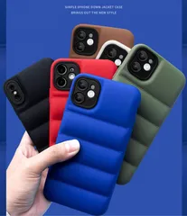 オープン記念セール中💝フォロー🈹クーポンご利用いただけます⭐️⭐️匿名配送⭐️ ⭐️3️⃣カラー⭐️ レッド✴︎ブルー✴︎ブラック⭐️ iPhoneケース デザイン シック⭐️ iPhone15Plus