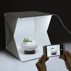 LEDライト搭載 撮影ボックス 小型 22.6*23*24 cm 撮影キット 簡易スタジオ 組み立て式 20個 撮影用照明 折り畳み 携帯型