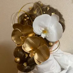【金箔付き】胡蝶蘭髪飾り　和装前撮り　和装ヘア　成人式　結婚式　卒業式　振り袖　白無垢　色打ち掛け　着物　和装ヘア　七五三 フォトウェディング