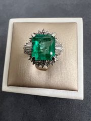 エメラルド デザインリング プラチナ 指輪 メレダイヤ リング 12号 Pt900 エメラルド ダイヤモンド レディース 【中古】