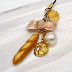 【廃盤】【良品】Q-pot パンパカパンシリーズ フランスパン キーホルダー 廃盤】【良品】Q-pot パンパカパンシリーズ フランスパン