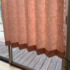 【非遮光】厚地カーテン　ジャガード生地　花柄　ローズピンク　巾100cm×丈119cm　2枚組