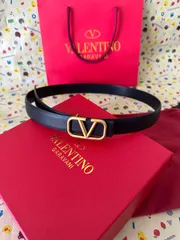 2025年最新】VALENTINO レディース ベルトの人気アイテム - メルカリ