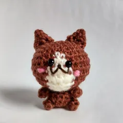 あみぐるみ　ちびねこ　茶 ハチワレ　猫　ストラップ　ハンドメイド