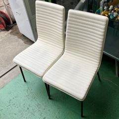 【2脚セット】ダイニングチェア　白　ホワイト　家具　椅子　二脚　イス【倉庫前引き取り限定価格】【配送の場合は購入前にご相談下さい‼️】【名古屋中川区】