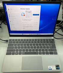 13in DELLノートパソコン　Vostro 5320　新品　インテル Core i5-1240P　8GB　SSD256GB