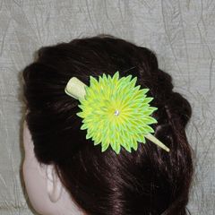 正絹 つまみ細工 ★段菊 #C004 成人式 卒業式 披露宴 ヘアクリップ 簪