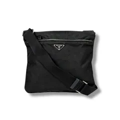 PRADA プラダ ナイロン ショルダー サコッシュ バッグ 黒 極美品☆PRADA プラダ ショルダーバッグ 三角ロゴ ナイロン