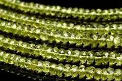 AA ペリドット 3x5mm ボタンカット １連（約３８ｃｍ） パワーストーン 天然石 _RG584