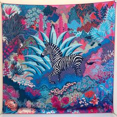 エルメス HERMES カレ 90　MOUNTAIN ZEBRA マウンテンゼブラ ブルーｘピンク マルチカラー シマウマ アニマル柄 動物柄 タグなし