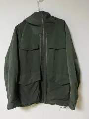 UNIQLO(ユニクロ) ホワイト・マウンテニアリング ハイブリッド ダウン ジャケット