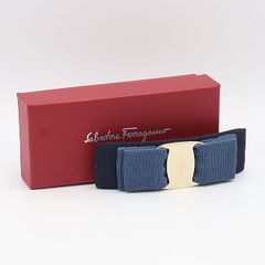 極美品】フェラガモ バレッタ ヴァラリボン ネイビー シルバー金具 箱