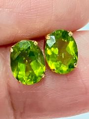 SOLD◇ハンドメイド ガラスピアス 爽やかグリーン 海 浮き玉カラー