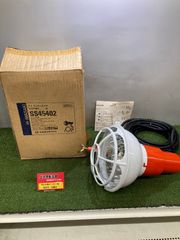 【中古品】【0921】岩崎電気 アイ 作業灯(SS作業灯) 防雨形 適合ランプ:屋外投光用アイランプ450W E39口金 防水プラグ+10mコード+ランプ付 SS45402 ITILGSM8ALBKのサムネイル