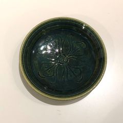 瀬戸本業窯　線彫5寸皿