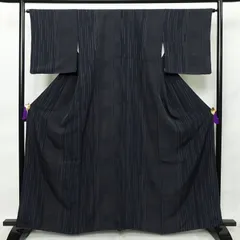 中古 小紋 縮緬 正絹 幾何学柄・抽象柄 袷仕立て 身丈163.5cm 裄丈65.5cm 青・紺