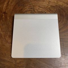 Apple製　Magic Trackpad（A1339）