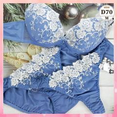 ★D70/M☆美胸ブラ＆ショーツ&Tバックショーツセット ダブルパッド 盛胸 谷間メイク 3点セット セクシー ホワイトローズ