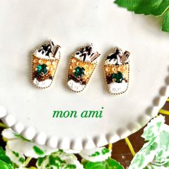 ピンブローチ☆フラペチーノ