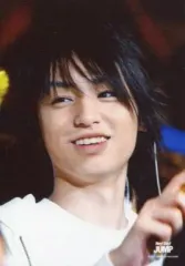 【中古】生写真(ジャニーズ) Hey! Say! JUMP/伊野尾慧/顔アップ・衣装白・目線左・右手前・バレー応援/公式生写真