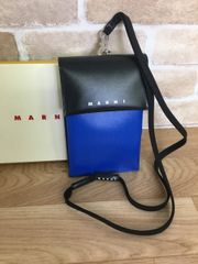 【中古】ｲﾀﾘｱ製 MARNI ﾏﾙﾆ TRIBECA ﾄﾗｲﾍﾞｯｶ ﾌｫﾝｹｰｽ ｼｮﾙﾀﾞｰ ﾊﾞｯｸﾞ ﾊﾞｲｶﾗｰ temi0004a4p5769 ITALY ﾌﾞﾙｰ ﾌﾞﾗｯｸ  33858689