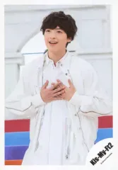 【中古】生写真(ジャニーズ) Kis-My-Ft2/玉森裕太/膝上・衣装白・両手胸・口開け・左向き/シングル「君、僕。」MV＆ジャケ写オフショット/公式生写真 