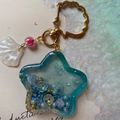 ハンドメイドスターシェイカーキーホルダー 海塗りレジン アクアリウム