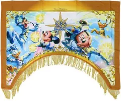 【中古】タペストリー 集合(5人) タペストリー 「東京ディズニーシー20周年 タイム・トゥ・シャイン!」 東京ディズニーシー限定