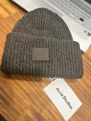 2025年最新】acne studios ニット帽の人気アイテム - メルカリ