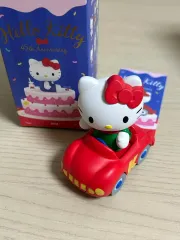 ハローキティ ポップマート 45周年 フィギュア