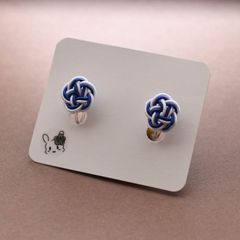 梅結びのイヤリング（小）