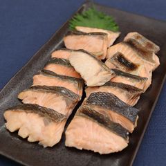 【数量限定品】白鮭/秋鮭（塩鮭）切り身　2kg（20g×50切×2パック）冷凍