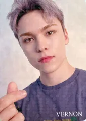 【中古】コレクションカード(男性) [ホロ仕様]：SEVENTEEN/VERNON(バーノン)/「SEVENTEEN TOUR ’FOLLOW’ TO JAPAN」会場限定SEVENTEEN Japan official fanclub ”CARAT”新規会員