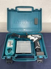 ☆マキタ(makita) コードレスインパクトドライバ TD090DWXW【八尾店】