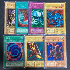 遊戯王カード引退品 まとめ売り♥1800枚以上♥ 遊戯王 絶版 box ボックス カード 引退品 まとめ売り 20th
