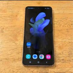 Android Galaxy Flip4｜256gb｜SIMフリー
