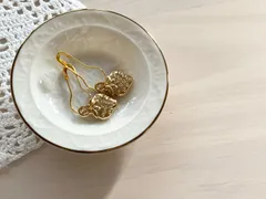 No.8 ＊ ステッチマーカー　【いちご】 　ニットピン　編み物マーカー　 チャーム　目印　ゴールド　＊