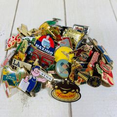 【フランス直輸入】ピンズ 50個 まとめ ピンバッジ ヴィンテージ 留め具付 J015