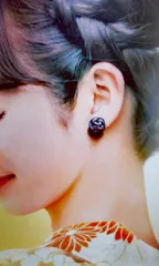 縁起の良い飾り結びのイヤリング 平梅 組み紐 ピアス 紫 青 紺 金 ３色展開