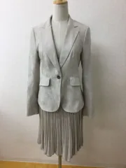 23区 ジャケットタグ付き未使用 ベージュスーツ フェイクスエード サイズジャケット40 スカート38