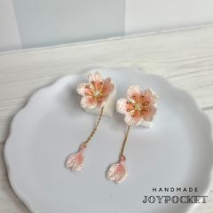 桜ドロップピアスのサムネイル