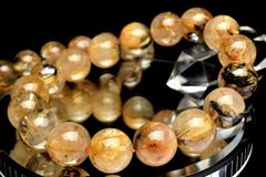 希少　ヘマタイト　タイチンルチルクォーツ　天然石　原石 lucky365shop_10061500