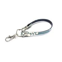 【flo.B】ショルダーサイズまで長さオーダー可 ストラップ 北欧柄フラワー 青 受注生産 14日以内に発送