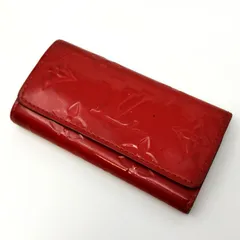 LOUIS VUITTON ルイヴィトン　キーケース　ヴェルニ　ミュルティクレ　4連　汚れあり　赤　管理番号KKVKO646